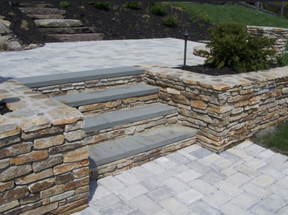 Retaining-wall-final-finished-photo